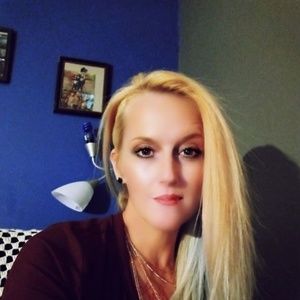 Meet your Posher, Christy